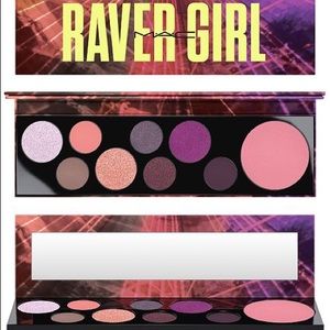 Raver girl MAC eyeshadow pallete